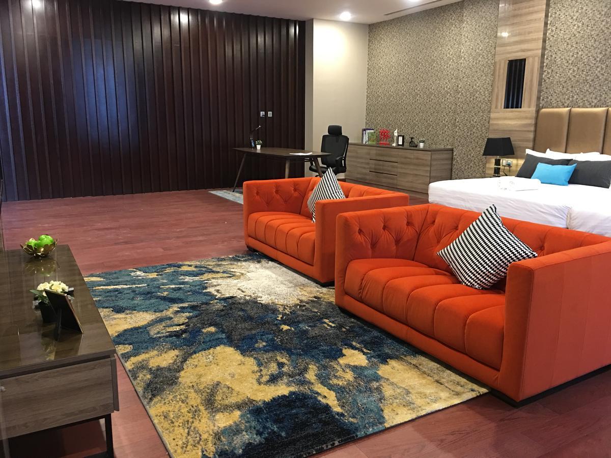 Jb City Paragon Serviced Apartment Johor Bahru Eksteriør billede