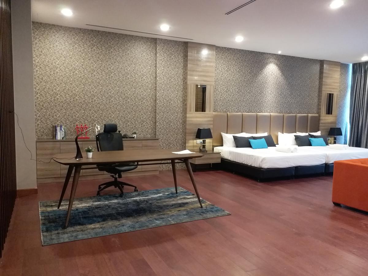 Jb City Paragon Serviced Apartment Johor Bahru Eksteriør billede